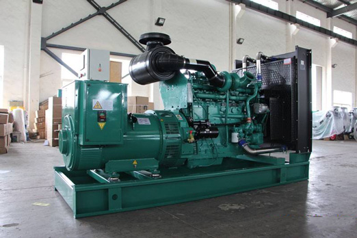 兴仁320kw康明斯柴油发电车出租组图片 兴仁320kw康明斯柴油发电车出租组图片